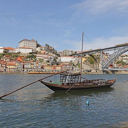 Flh Almada Cozy Apartment With View Porto Exterior photo