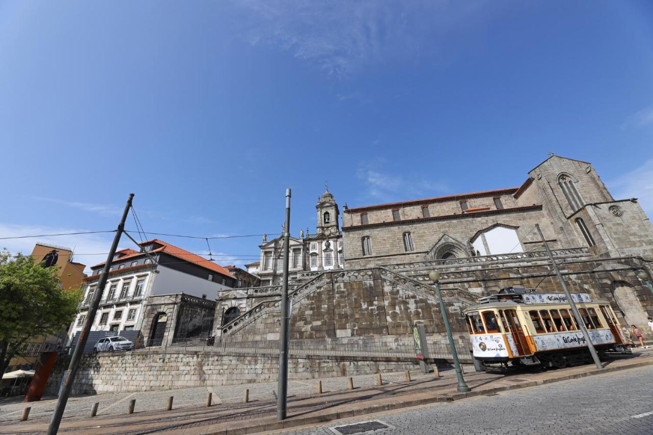 Flh Almada Cozy Apartment With View Porto Exterior photo