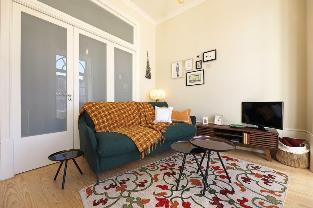 Flh Almada Cozy Apartment With View Porto Exterior photo